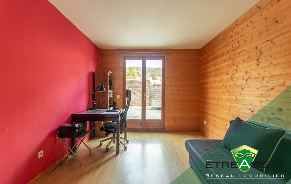 52304714n-30598