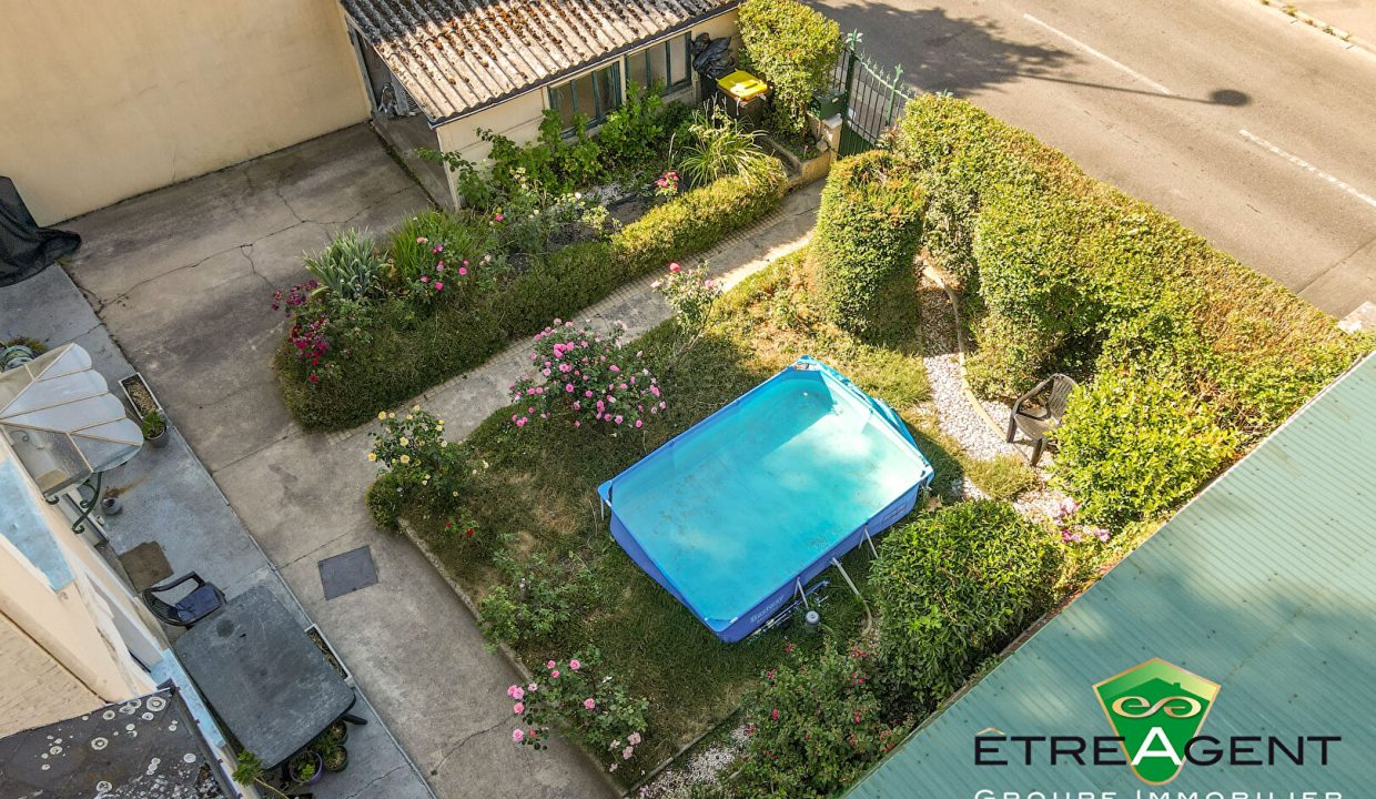 61066938m-52854