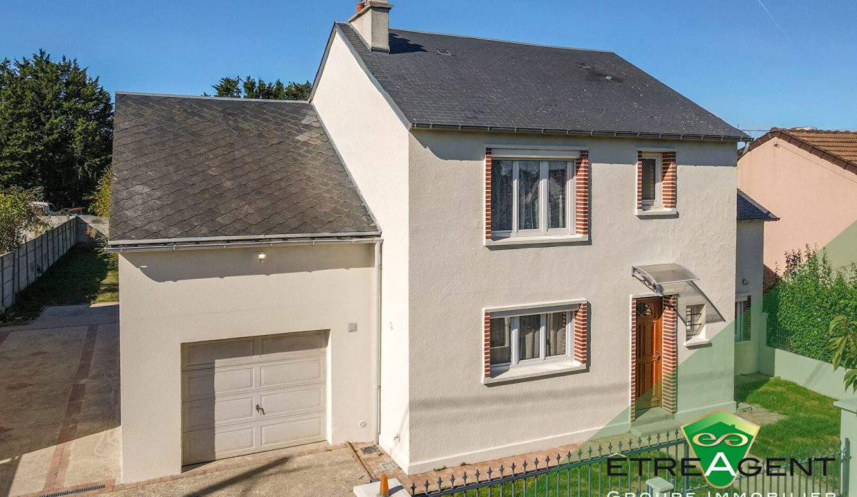 Maison 6 pièces 115 m² · à Châteauneuf-en-Thymerais · 115 m² · 239 950 €